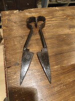 Birkanyíró olló, régi szerszám, eszköz, kovácsolt és jelzett darab