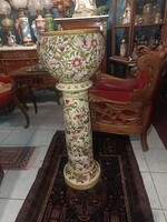 Zsolnay családi pecsétes kaspó posztamwnssel, 1880