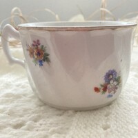 Zsolnay csésze apró virágokkal akár pótlásra, vagy szólóban teázásra/kávézásra