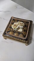 Kerámia rózsás ékszer doboz