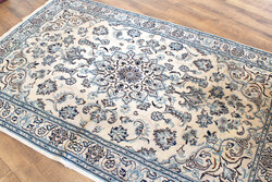 NAIN prémium perzsa szőnyeg IRÁN felső kategória, értékálló befektetés - 200x126 cm - igazi ritkaság