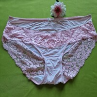 FEN59 - Nagyméretű, hagyományos fazonú rugalmas rózsaszín csipke bugyi 52-54