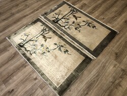 2 db KÍNAI kézi csomózású selyem szőnyeg, 124 x 66 cm és 122 x 67 cm