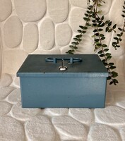 Nagyméretű kulccsal zárható zománcozott kék fém trezor doboz retro házi pénztár vas kazetta