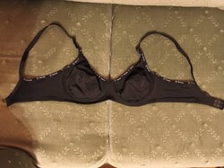 Melltartó fekete merevítős 80B