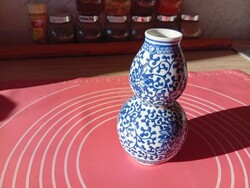 Indamintás kék-fehér kínai váza
