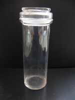 Fedeles hengeres üveg