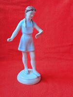 Hollóházi kottát olvasó, éneklő lány porcelán figura