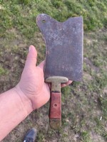 Kovácsolt vas antik hentes bárd