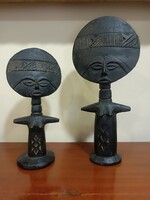 Afrikai termékenységi szoborpár – a gyermekáldás jelképe