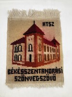 A Békésszentandrási Szőnyegszövő Háziipari- és Népi-Iparművészeti HTSZ színes retro reklámszőnyege