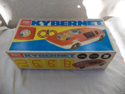 PIKO Kybernet retrro autó, dobozos (1474)