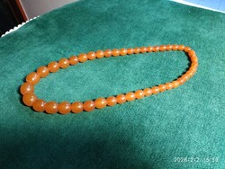Régi borostyán nyaklánc