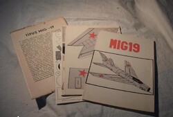 Mig 19 retro papír repcsi összerakó (2594)