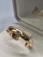 (15) 14 K arany jegygyűrű, karika gyűrű 2,92 g