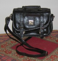 Újszerű női bőrtáska