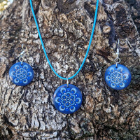 Ékszerszett pontfestéssel - nyaklánc + fülbevaló (kis, kék mandala)