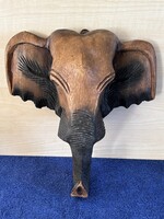 Fából faragott elefánt fej, falidísz