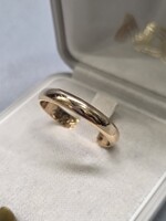 (12) 14 K arany jegygyűrű, karika gyűrű 2,82 g