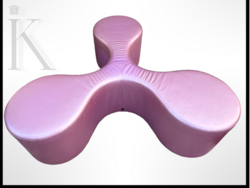 La Cividina - „Molecule” vagy ﻿Flower modern formavilágú pad, ülőke