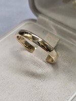 (19) 14 K arany jegygyűrű, karika gyűrű 2,51 g