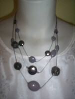 Izgalmas három soros nyakék, szürke-ezüst színvilág (10) Jön a tavasz, dobd fel magad!