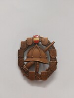 Osztrák tűzoltó jelvény – tartományi címeres – bronz