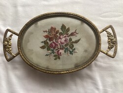 Régi gobelin betétes réz tálca .