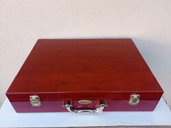 Lakkozott fa tároló bőrönd - láda - doboz