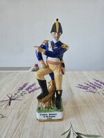 Alfretto by Maruri – Porcelán Katona Figura