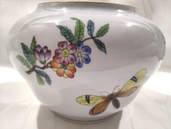 Viktória mintás nagyméretű Herendi porcelán bonbonier alja