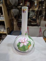 Herendi lótuszvirág és pillangó mintás porcelán váza