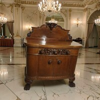 Nagyon Régi Antik oroszlántalpas Neo barok Tálaló komód!