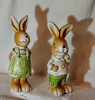 Nyúl páros / festett  kerámia, kb 10 cm )