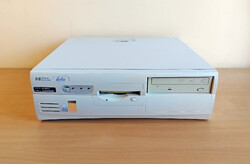 HP Vectra VL400 DT retro PC PIII E 600MHz CPU 128MB SDRAM 8.4GB HDD CD/DVD LAN Windows 98SE