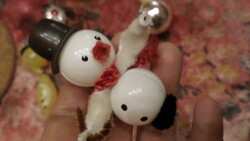 Retro , üveg és zsenília karácsonyfadísz alapvetően jó állapotban  .