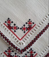 6 db-os beregi alátét szett (vadonatúj) lenvászon alapanyagra hímezve, azsúrozva