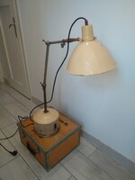 EKA orvosi, ipari stílusú asztali lámpa