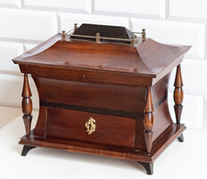 Biedermeier ékszeres doboz - viktoriánus stílusú antik kincsesláda