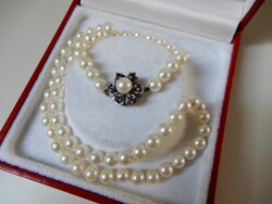 Régi igazgyöngysor ezüst dísz kapoccsal, zafír vagy kék spinell kövekkel ﻿