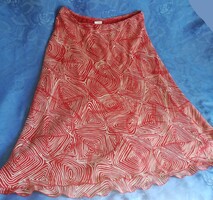 Harang szabású, mintás szoknya