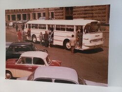 Régi  Képeslap Ikarus 55 Budapest, Nemzeti Színház előtt postatiszta