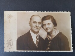 Szerelmes pár stúdióportréja – Brunhuber Béla, Budapest – 1937. február 1.