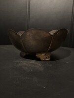 „Made in India” jelzett, lótuszformájú talpas fémtálka / dísztál, 20. század vége