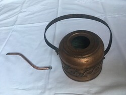 Vörös réz kicsi locsoló kanna