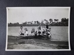 Régi fotó - Fürdőző társaság a tiszai halászcsónakon - 1931 aug. 20.