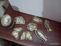RÉGI FÉM SÜTŐ FORMÁK, HAL, KOSÁRKA, LEPKE...44 DB