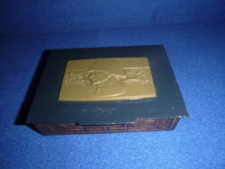 Fegyveres szolgálatért - katonai emlék  fém doboz .