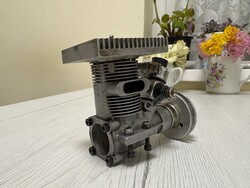 Model engine