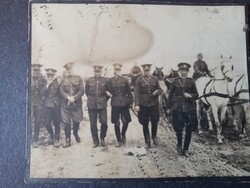 Antik fotó - Magyar királyi csendőrség csoportkép lovas kocsival egyenruhában kb. 1910